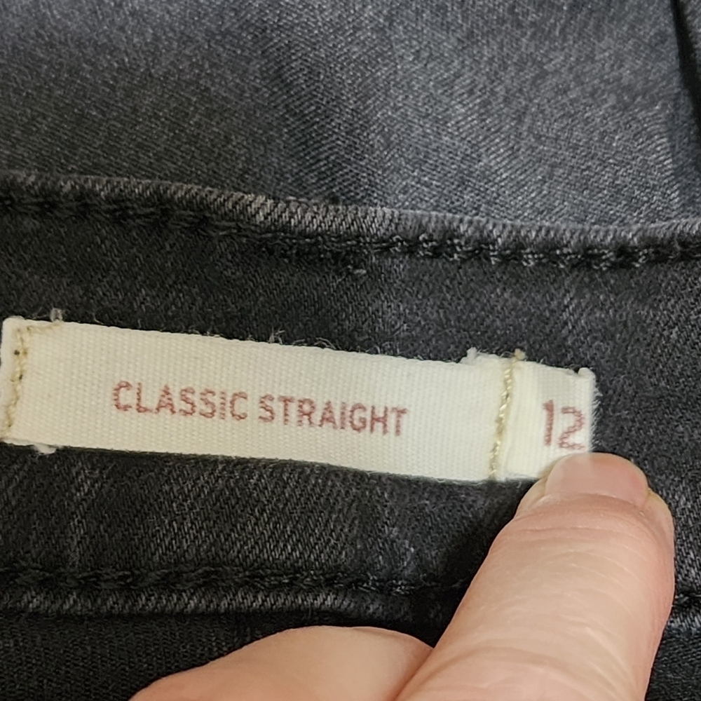 Levi's Jeans Women's 12S 31x38 Classic Straight Black 31 X 28 Dark Wash - Picture 7 of 9